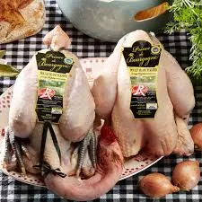 POULET EFFILÉ FERMIER NOIR DE BOURGOGNE