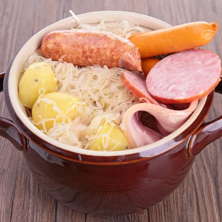 CHOUCROUTE GARNIE