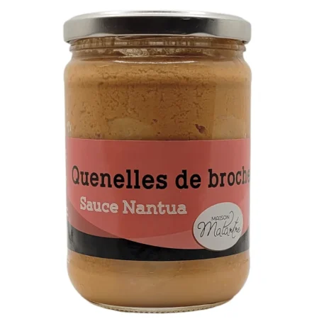 QUENELLES BROCHET SAUCE NANTUA